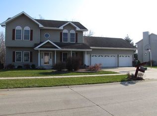 1901 29th St NW, Cedar Rapids, IA 52405
