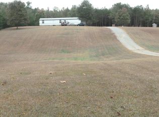 203 Ullainee Rd, Caret, VA 22436