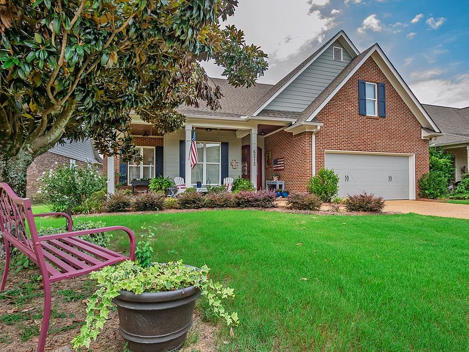 1st image of 6212 Charleston Ct