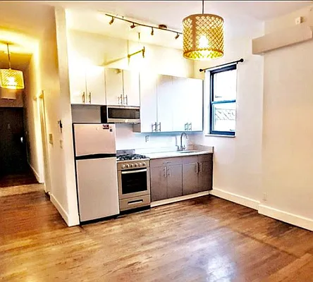 Rented by East Williamsburg Realty Inc | media 6