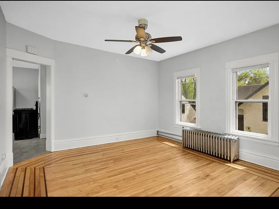 2517 University Ave NE #2