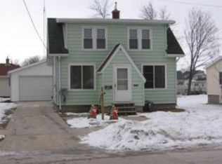 2516 12th St, Two Rivers, WI 54241