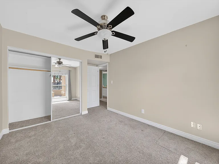 12414 N 60th St — Photo 29