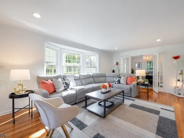 111 Short Hills Ave, Millburn Twp., NJ 07078