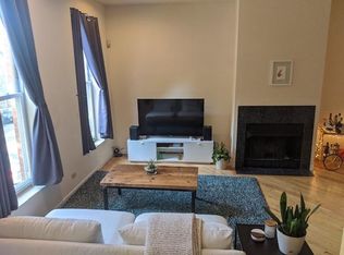 1416 W Huron St APT 2F, Chicago, IL 60642