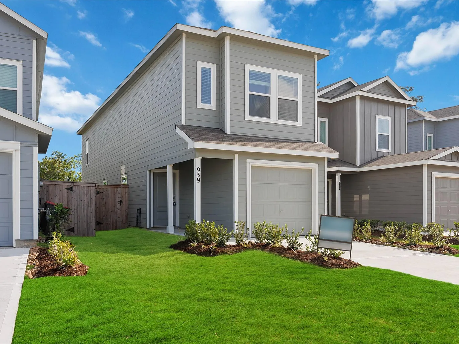 4 bed, 2.5 bath, 1531 sqft, $1,625 — Photo 2