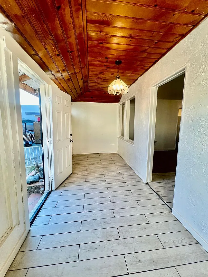 Available Now !! 1 Bedroom 1 Bathroom Apartment In Desert Hot Springs !! — Photo 4