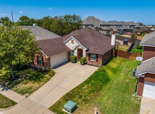 217 Brook Meadow Ct, Midlothian, TX 76065