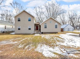 437 7th St, Michigan Center, MI 49254