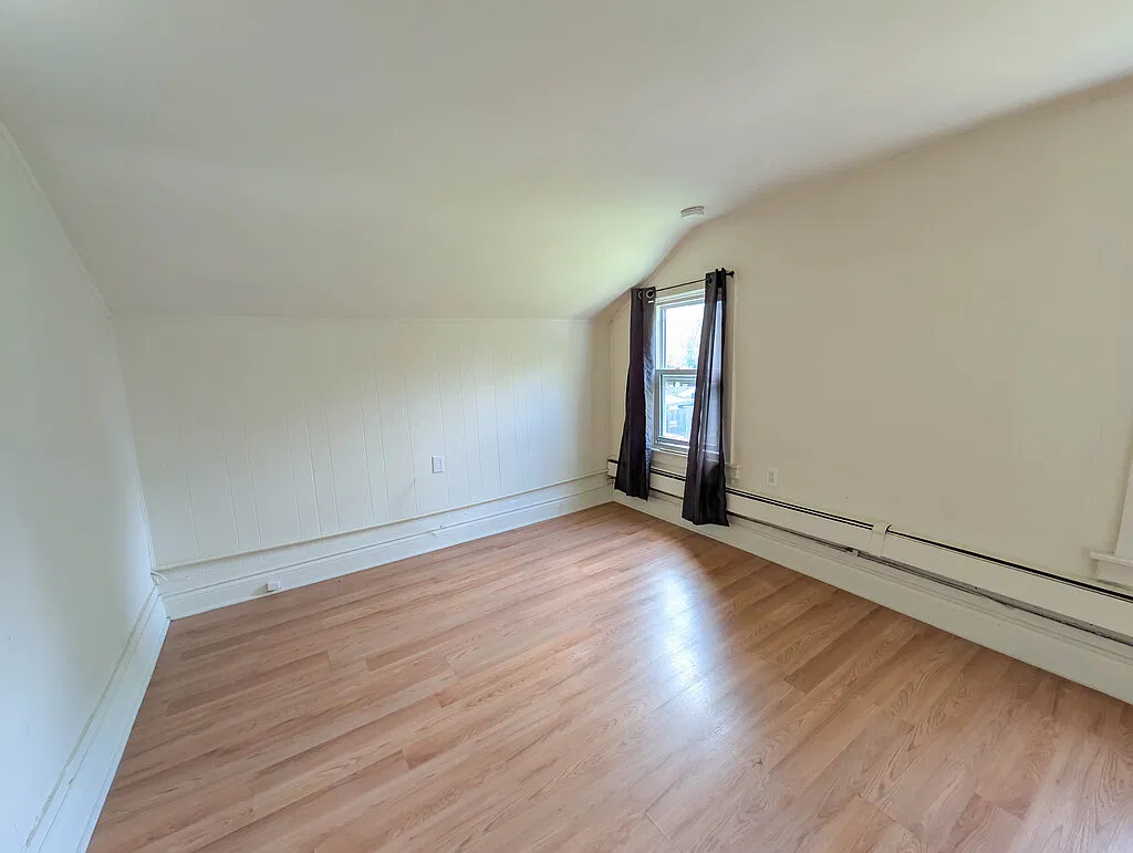 42 Leeper St — Photo 4