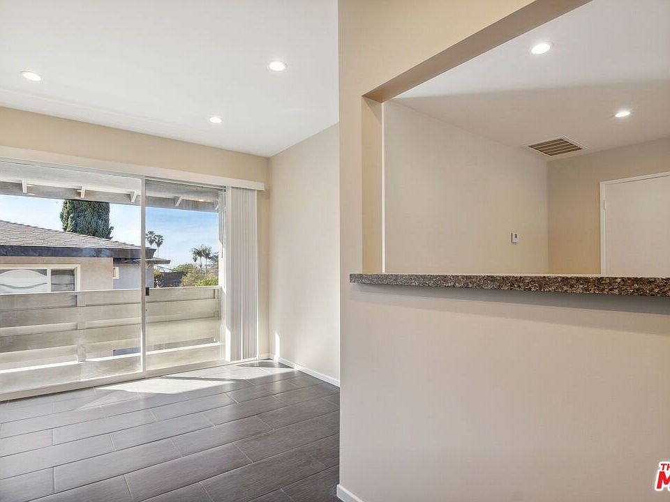 1st image of 1320 E Washington Blvd APT 6