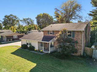 1311 Crescent Dr, Columbus, IN 47203