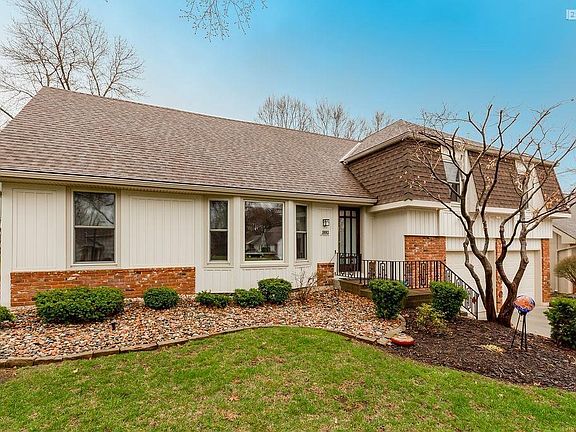 Beautiful Landscaping and Newer Siding!