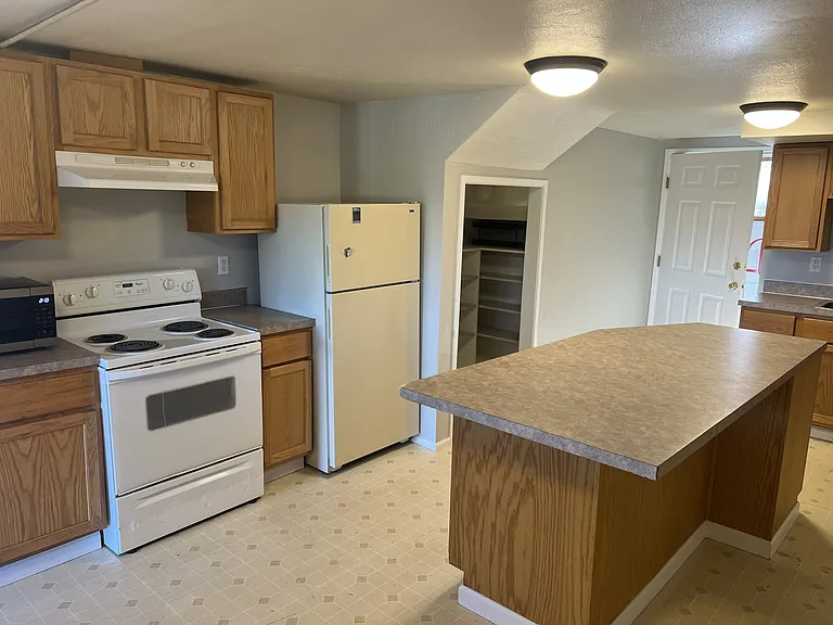 downstairs kitchen