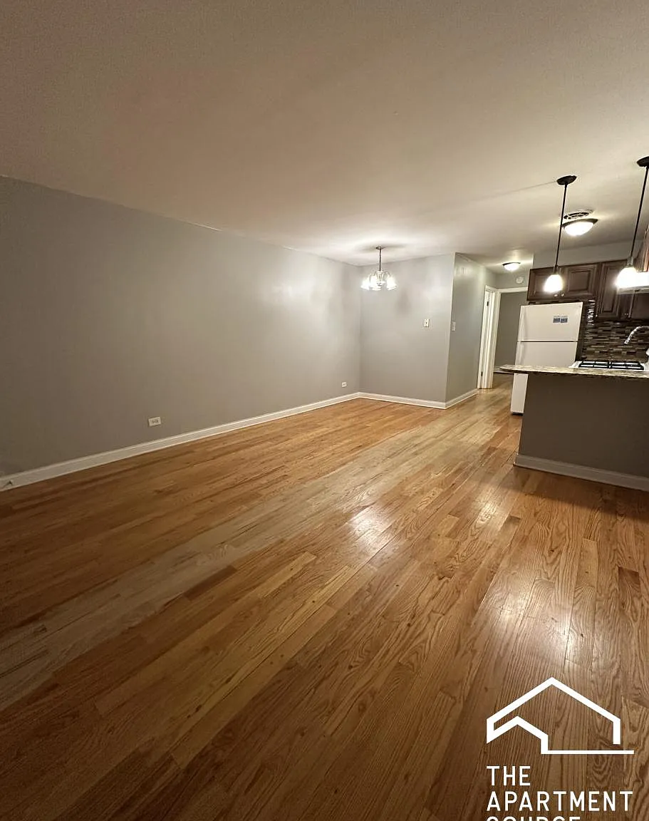 8500 N Waukegan Rd — Photo 3