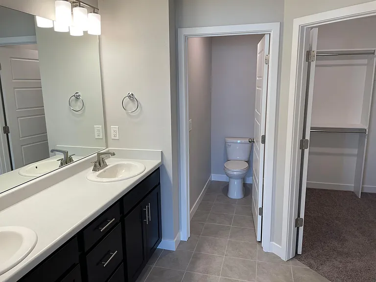 View of master bathroom (Floor 2)