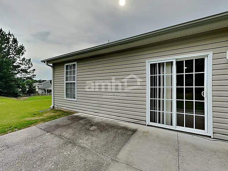 16 Greenbranch Way — Photo 18