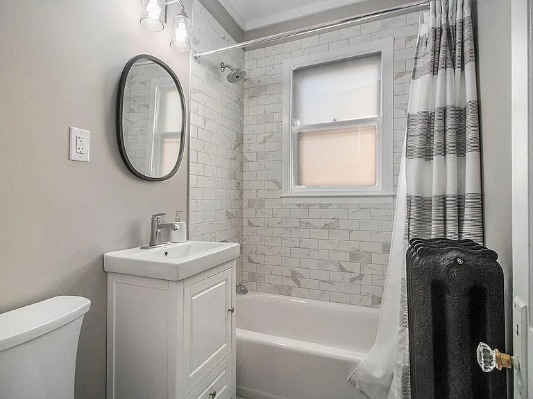 307 James Ave SE #309 — Photo 7