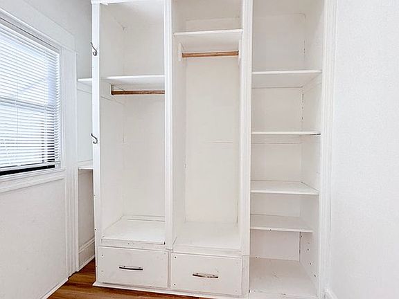 5th image of 10447 42nd Ave Floor 2