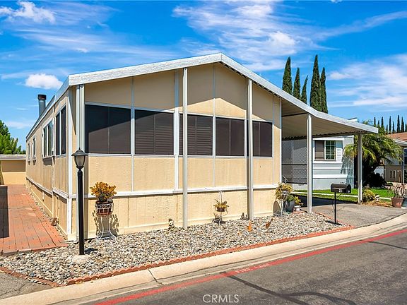 3rd image of 27361 Sierra Hwy Spc 23
