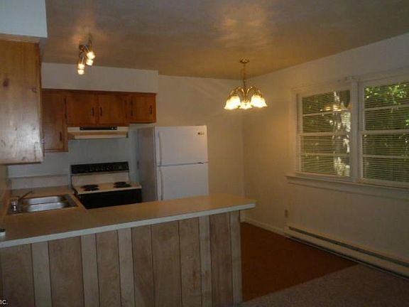 4th image of 251 A View Ave APT 2