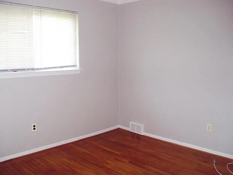 5950 N Beech Daly Rd — Photo 10