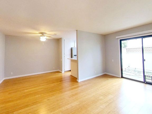 3rd image of 428 Colony Knoll Dr