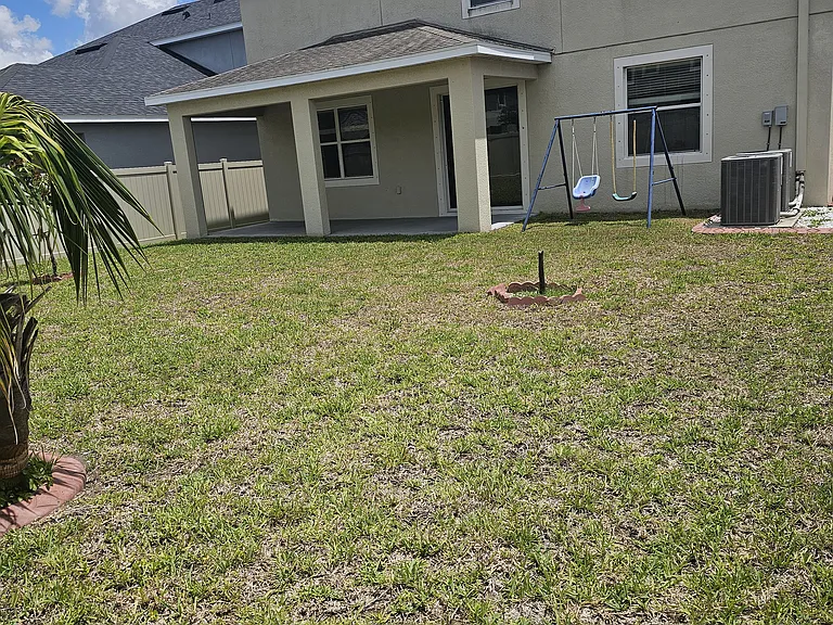 10125 Count Fleet Dr — Photo 12