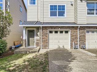 19911 Quaking Aspen Ave, Oregon City, OR 97045