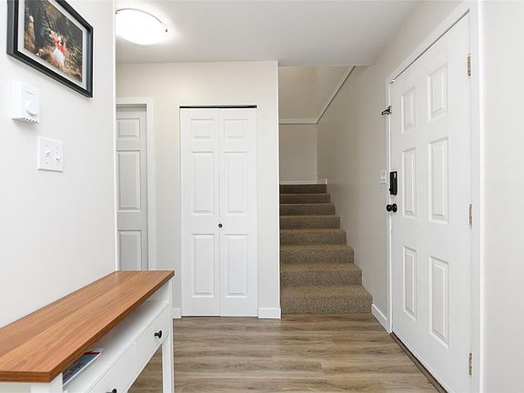 3rd image of 1515 Osprey Pl #A