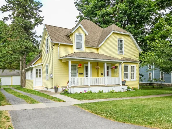 133-135 Park St, Canandaigua, NY 14424
