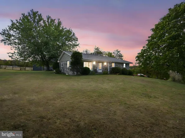 2190 Gilbertsville Rd, Pottstown, PA 19464