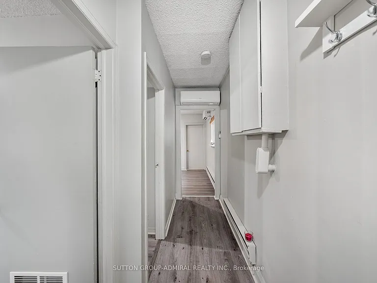23 Kenworthy Ave — Photo 4