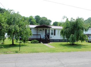 450 Brook St, Damascus, VA 24236