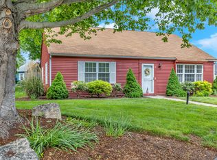 16 Aylesbury Cir #16, Madison, CT 06443