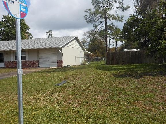 3rd image of 2126 Willow Oak Dr