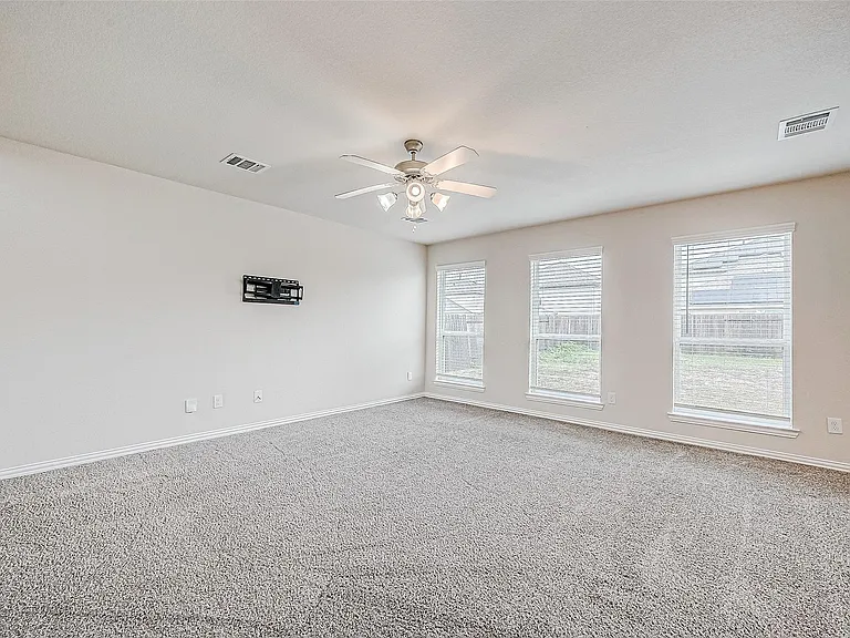 3406 Water Lilly Way — Photo 10