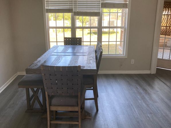 5611 Miranda Dr, Hope Mills, NC 28348