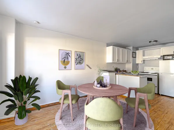 165 1/2 Olive Ave, Oshawa, ON L1H 2P1