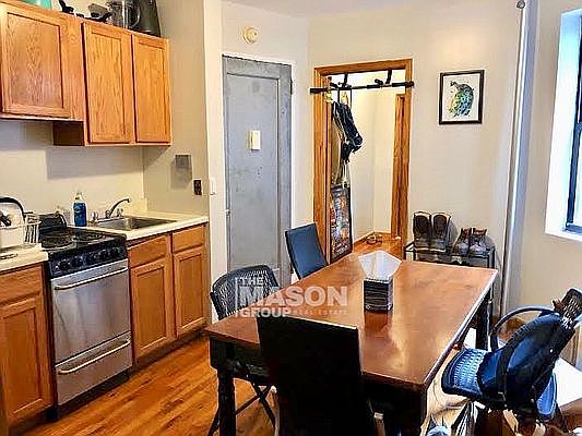 1st image of 454 9th Ave APT 14