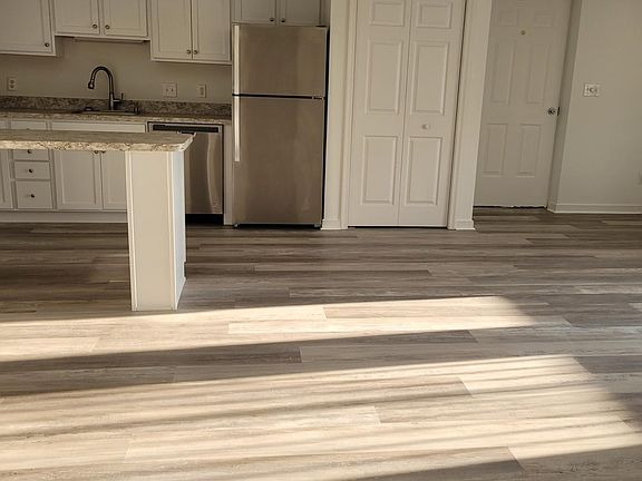 5th image of 38940 Upland Ct Unit 24