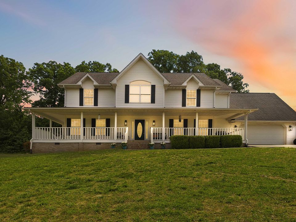 1st image of 250 Shadow Oak Dr