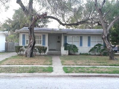 910 Wilshire Pl, Corpus Christi, TX, 78411