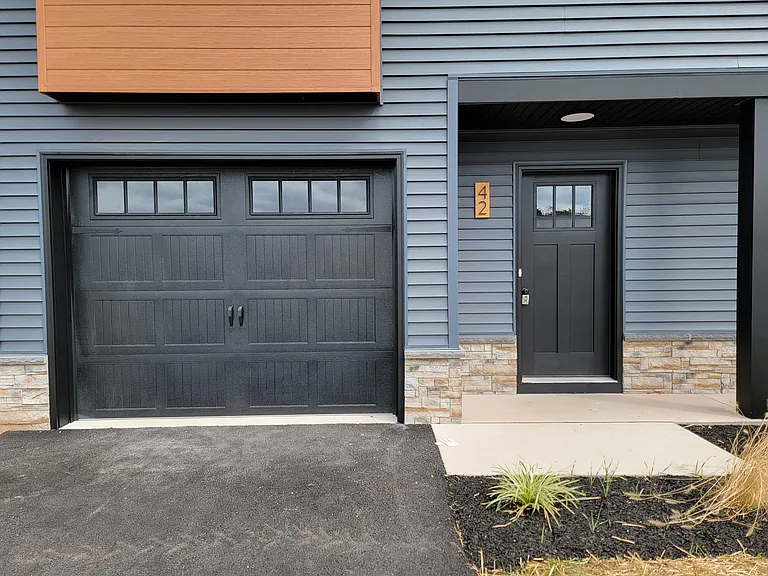 42 Old Stone Way — Photo 2
