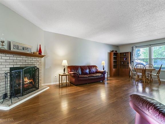 5th image of 14339 Holly Berry Cir