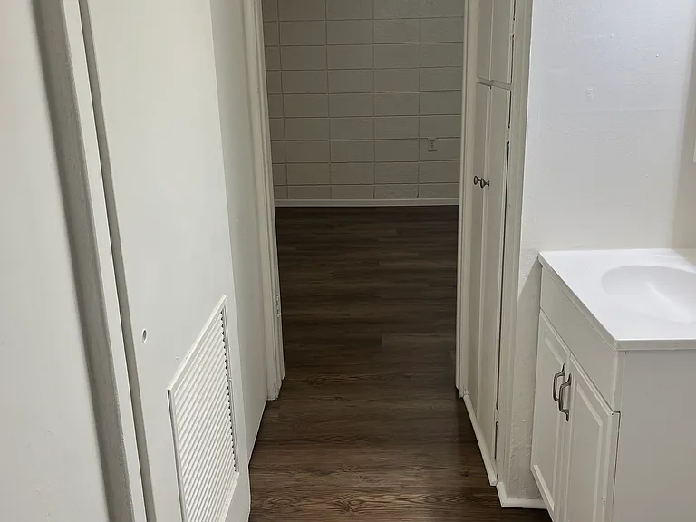 174 N Canyon Rd #1 — Photo 12