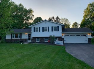 5884 Sunset Dr, Hudson, OH 44236