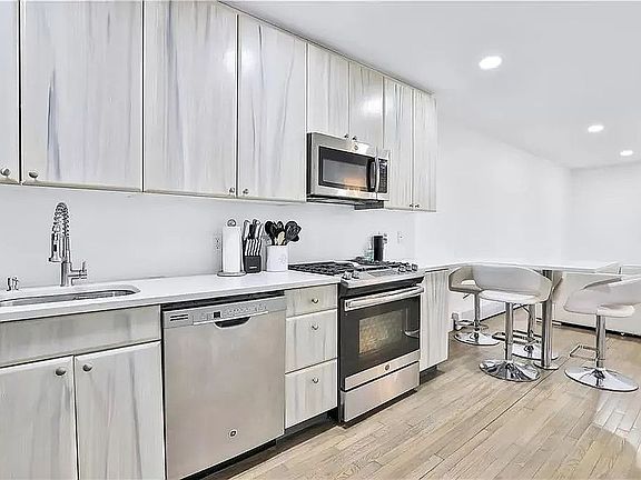 4th image of 3368 Shore Pkwy APT 2B