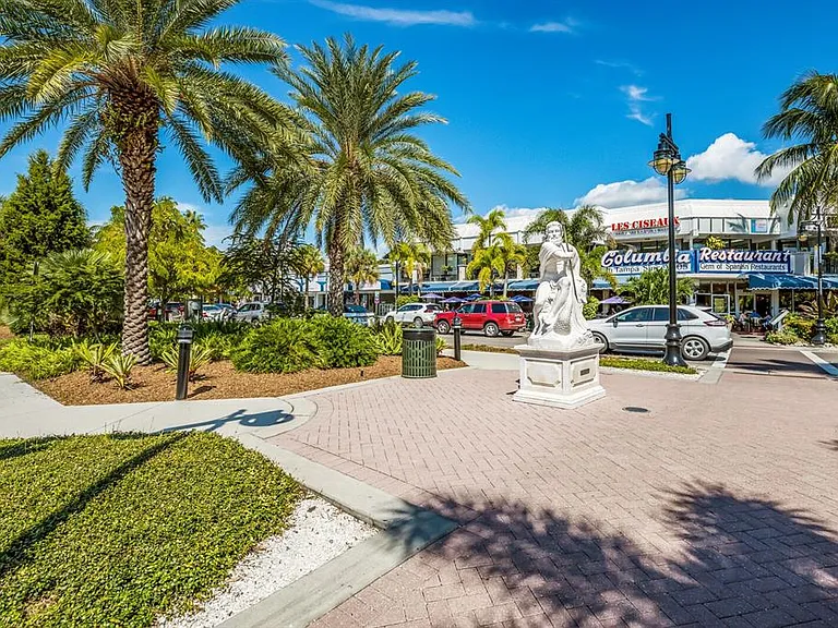 1750 Benjamin Franklin Dr #9B — Photo 40