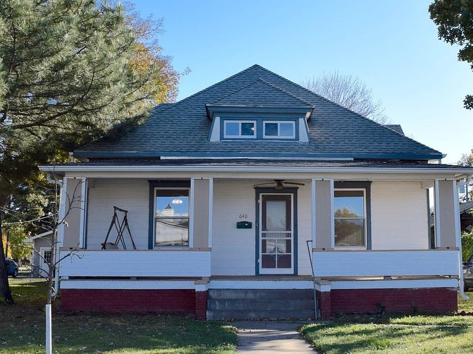 1st image of 640 E Iron Ave